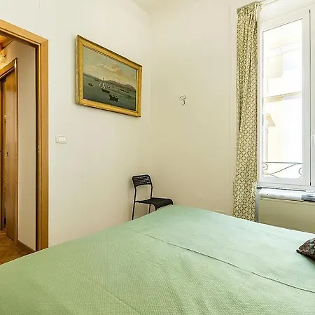Sleeps 3 Air Con Wifi Ρώμη